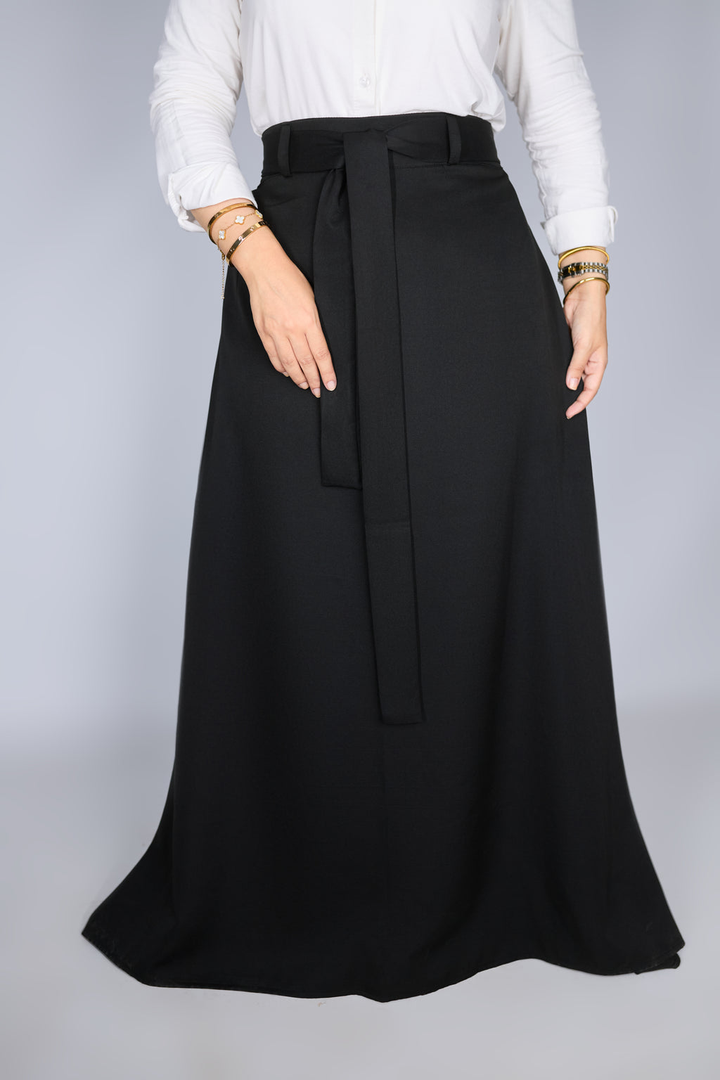 The classy Black skirt