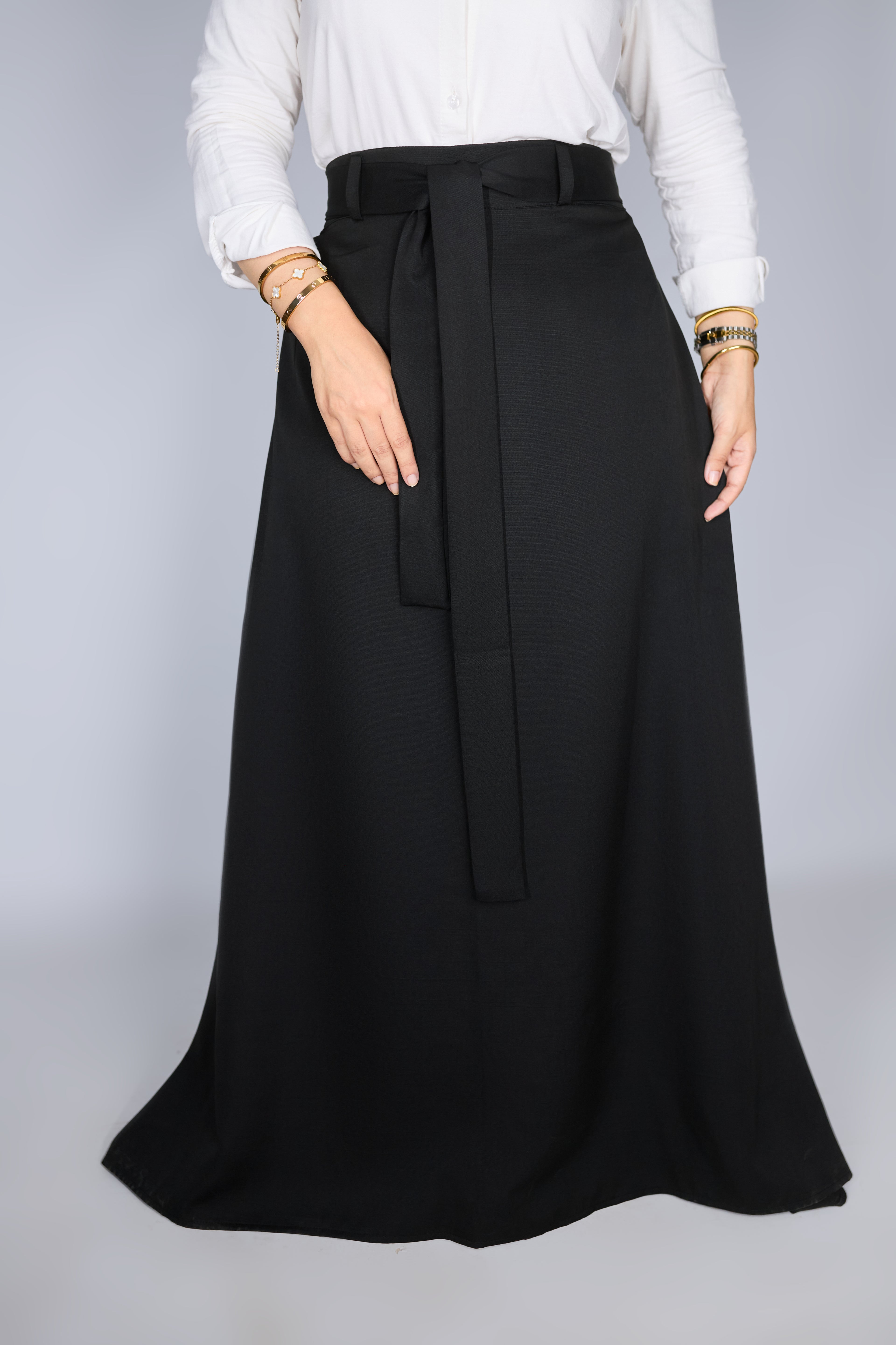 The classy Black skirt